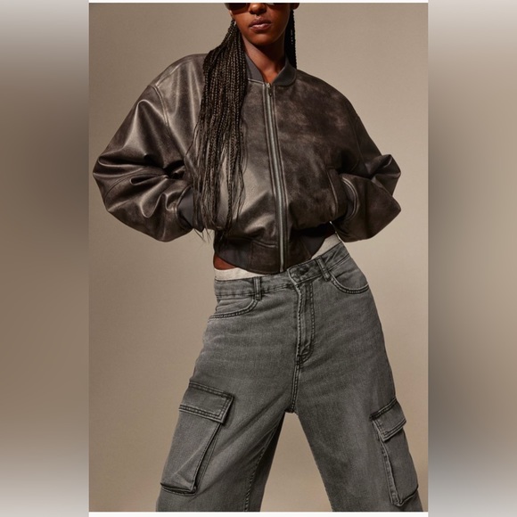 H&M Wide High Cargo Jeans - Picture 3 of 9